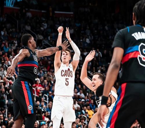 33分16板0失誤！杜倫刷爆NBA紀(jì)錄，聯(lián)盟第1加時(shí)險(xiǎn)勝殘陣騎士