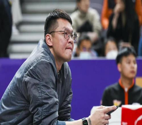 朱芳雨親自宣布！廣東宏遠引進NBA大外援，專門針對上海北京