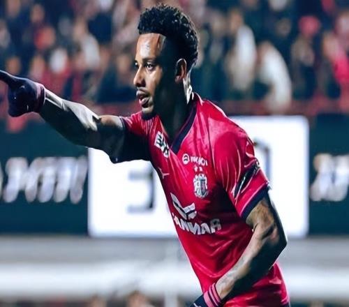 一場9：2讓申花迎喜訊新外援一戰(zhàn)爆發(fā)展現(xiàn)真功夫球隊(duì)殺手锏浮現(xiàn)