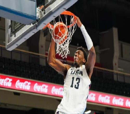 被勇士放棄的榜眼秀！加盟美國(guó)男籃，虐菜都費(fèi)勁了