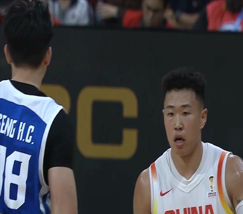中國(guó)男籃：余嘉豪9分半場(chǎng)得分王，奇兵6籃板，陳盈駿12分壓趙繼偉