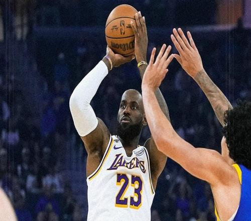 湖人28分大勝勇士，詹姆斯刷新紀(jì)錄！東契奇26+8，格林又拖后腿