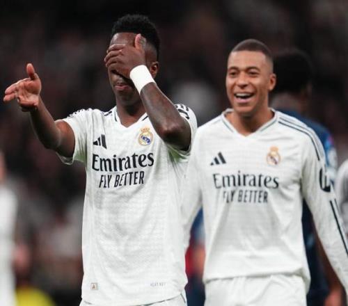 阿隆索下課后維尼修斯當(dāng)大腿：5場(chǎng)6球！皇馬開(kāi)啟續(xù)約談判