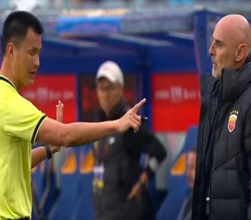 超級杯三連敗！上海海港開門黑，跨季4戰0進球，兩度中柱武磊復出