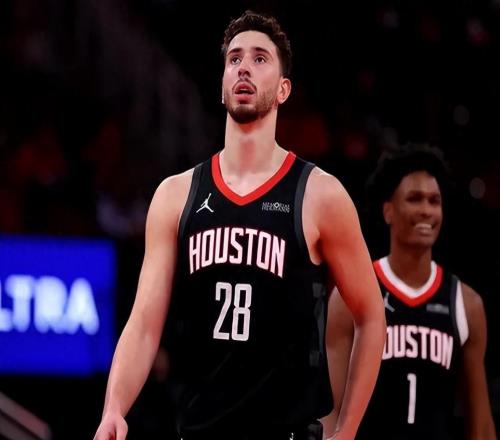 13分6板、正負(fù)值18！火箭全明星中鋒，居然連熱火替補(bǔ)內(nèi)線都不如