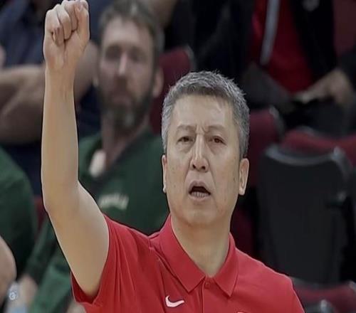 隨著一場7分險勝！中國男籃打敗中國臺北，趙睿12分，朱俊龍19分