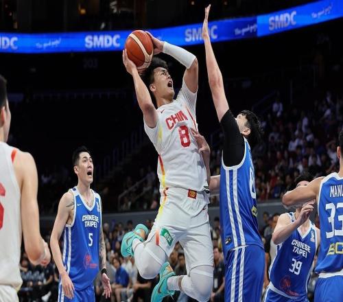 又是逆轉(zhuǎn)！中國(guó)男籃兩連勝！下一場(chǎng)，還對(duì)陣日本