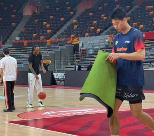 廣東終于盼來完整體！崔永熙滿血回歸，超級外援復出，杜鋒攤牌了