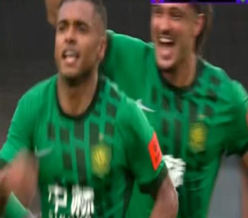 超級(jí)世界波！國(guó)安賽季首球，達(dá)萬(wàn)遠(yuǎn)射破門，22年首人，顏駿凌搖頭