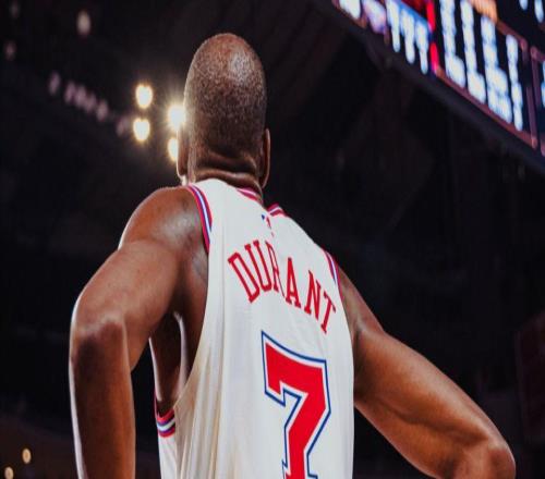 空砍32+6+8，杜蘭特燃盡！火箭隊(duì)翻車4人難辭其咎伊森怒懟烏度卡