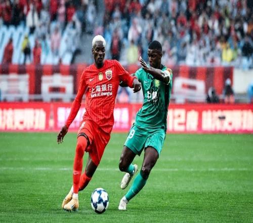 雨水澆滅奪冠希望，上海海港連續(xù)三年無緣超級杯冠軍