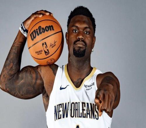 錫安11分鐘右腳踝扭傷退賽：已連續(xù)出戰(zhàn)35場創(chuàng)生涯最長紀錄