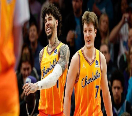 17戰(zhàn)14勝，又一支魚腩變黑馬！4號秀啞火仍大勝3點證明崛起非偶然