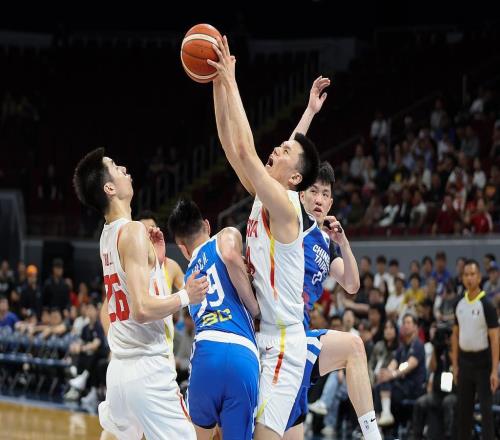 得鋒線者贏比賽！9分11板+19分，國家隊高光時刻，助力男籃大逆轉