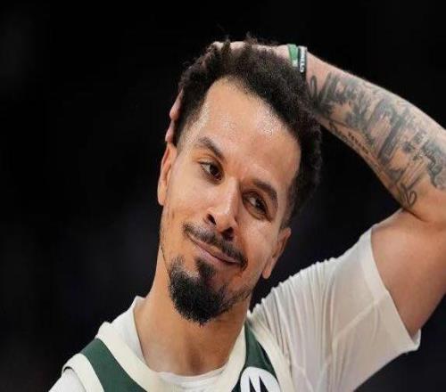 兩大后衛(wèi)被裁，火箭迎補強良機，有望拿下助失比歷史第一人