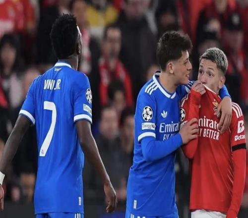 英足總CEO：當(dāng)球員們交流時(shí)，幾乎沒(méi)必要在面對(duì)面時(shí)遮住嘴巴