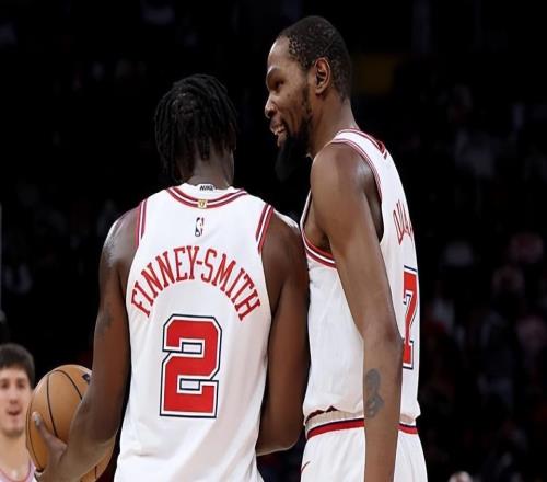 差到不能更差的表現！火箭鋒線新援竟然還能夠留在輪換陣容中