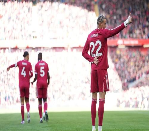 火力全開，利物浦本賽季英超首次在上半場打入3球