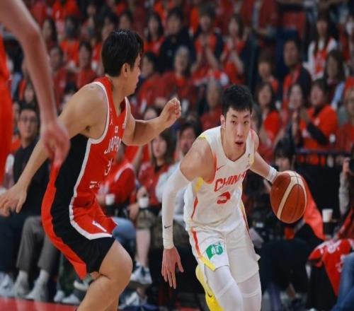 男籃3大好消息：5人滿分，郭士強破紀錄，重點要感謝3人不上場