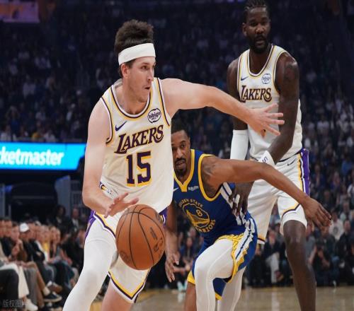 湖人28分血洗勇士！詹姆斯狂刷7大NBA紀錄，湖人2換1交易賺大了