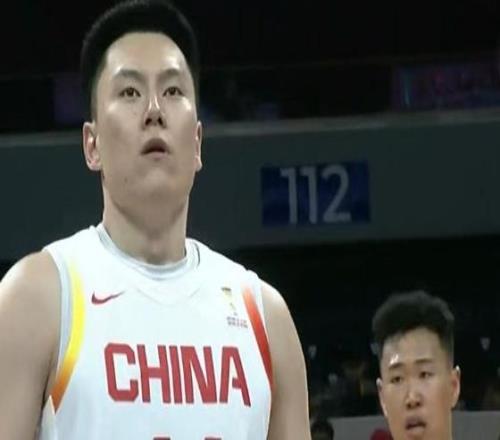 不是胡金秋、趙繼偉！中國男籃逆轉(zhuǎn)臺北靠這3人，央視一針見血