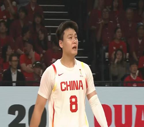 13中2！男籃贏球，他卻開心不起來球迷：拖了球隊的后腿