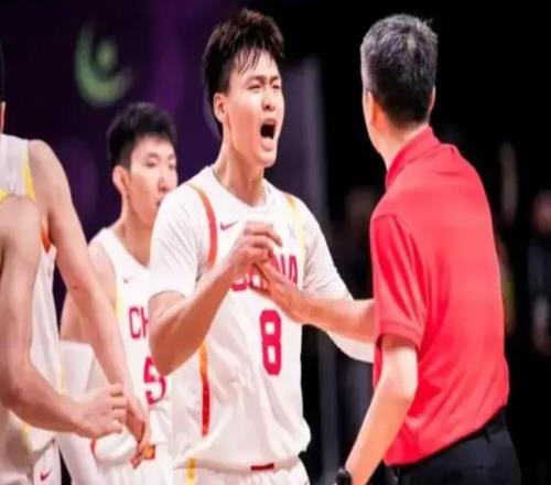 CCTV5直播！中國(guó)男籃vs中國(guó)臺(tái)北，不利消息傳來，若爆冷輸球=墊底