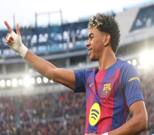 西甲最新積分戰(zhàn)報巴薩大勝多皇馬4分繼續(xù)領跑馬競小勝沖進前3