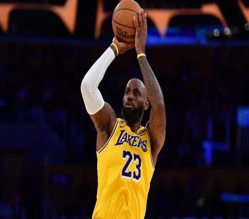 湖人129101大勝勇士球員評(píng)價(jià)：4人滿分，4人及格，2人低迷