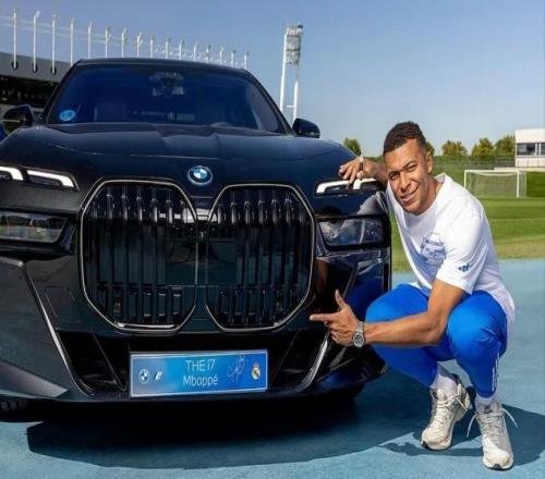 太陽報(bào)：姆巴佩在西班牙一家駕校學(xué)習(xí)駕駛，教練是馬競(jìng)球迷