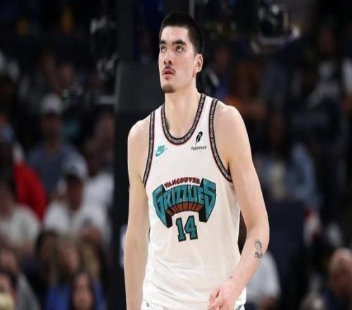 姚明曾有類似傷??！華裔中鋒伊迪再次接受腳踝手術