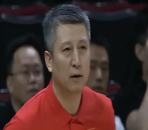 世預(yù)賽瘋狂一日！中國男籃大逆轉(zhuǎn)中國臺(tái)北，韓國慘敗日本遭兩連敗