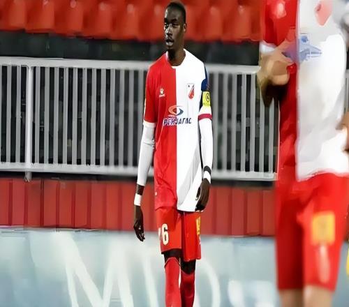 上港原本也想引進(jìn)達(dá)萬(wàn)，卻被國(guó)安截胡撿到寶，超級(jí)杯世界波破門(mén)