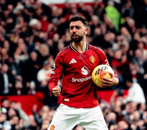 01到21！卡里克神了：曼聯(lián)奇跡逆襲，神鋒再次破門：8場轟入7球