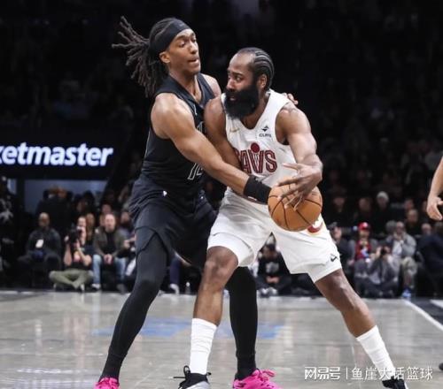 騎士贏球兩點(diǎn)仍該批，哈登錯誤明顯！莫布里功過相抵，新援創(chuàng)新高