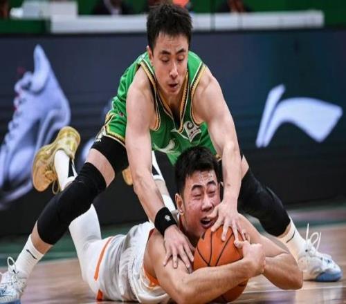 遼寧男籃全新陣容亮相！烏戈拒絕輸球，哈維上演首秀，央視直播