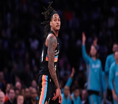 馬刺遭遇了一場慘敗，但是強力得分手的狀態還是值得肯定