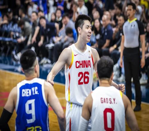 5記三分續(xù)命！中國男籃26歲3D王牌閃耀：郭士強(qiáng)真沒看錯(cuò)他
