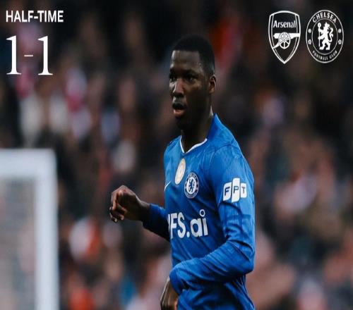 阿森納2比1切爾西領(lǐng)跑英超，角球成為主題，紅牌左右德比勝負(fù)