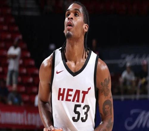 殺瘋了！火箭舊將大爆發(fā)！狂砍49分8板6助6斷