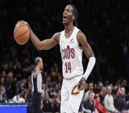 拒爆冷！騎士驚險(xiǎn)終結(jié)2連?。汗菑?fù)出轟22+9+8，奇兵送3斷5帽