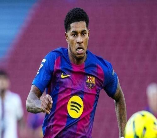 世體：拉什福德合練中未出現(xiàn)問題，但左膝依舊需要佩戴護(hù)具