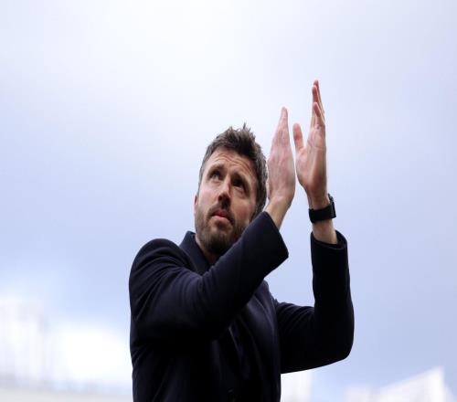 卡里克：現(xiàn)在這個排名意義不是很大，非常滿意球隊做出的回應(yīng)