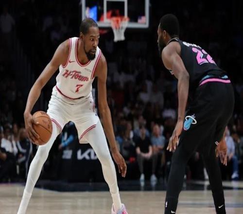 狂勝28分，又24分大勝！NBA最神奇隊伍誕生，老詹要沖擊第5冠