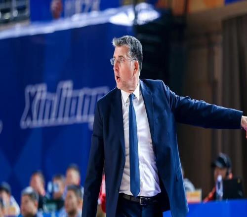 CBA豪門擺爛！兩名主力賽季報銷，外援也不換了