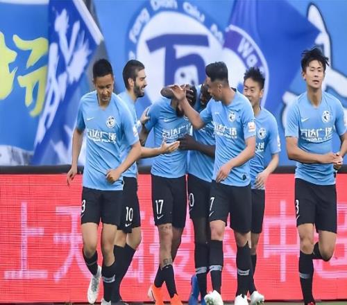 大連英博本賽季保級(jí)迎來(lái)重大利好，球迷都直言沒(méi)想到，引發(fā)熱議