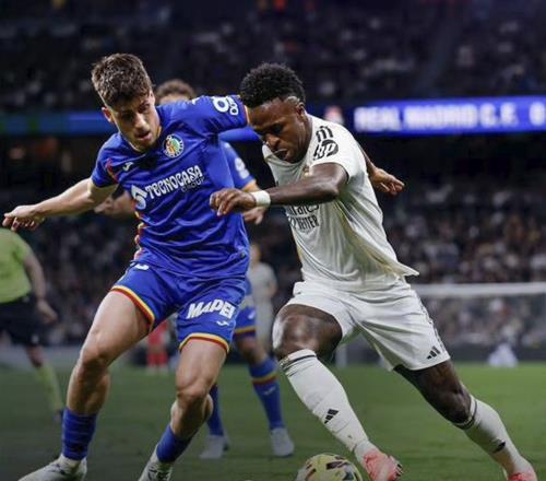 皇馬01爆冷，看清阿根廷5000萬前鋒：26場3球！吃牌數比進球還多