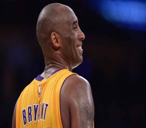 林書豪透露了他曾對湖人隊名宿科比布萊恩特說過：你并不完美