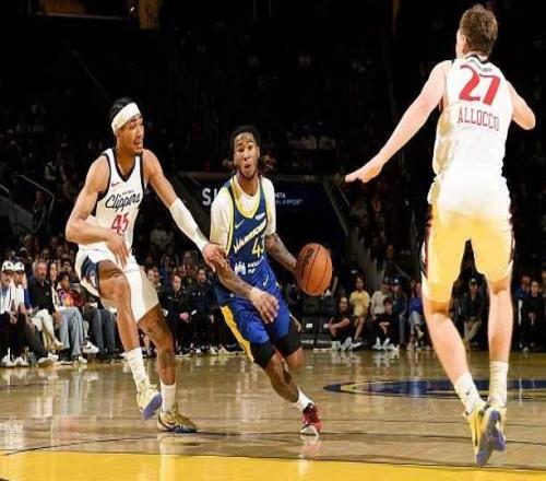 加入勇士二隊后表現(xiàn)大幅提升了，后場新秀距離NBA并不遙遠