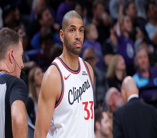 退化非常明顯，為什么快船非要讓鋒線老將留在輪換陣容中呢